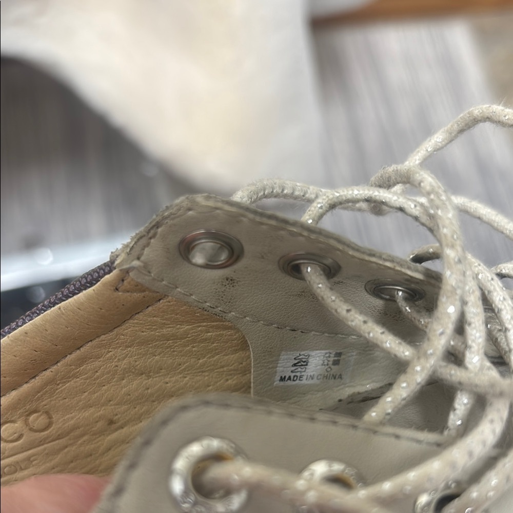 Ecco Women's Wide Width golf shoes - Picture 7 of 13